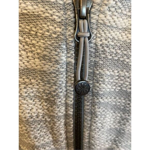 Athleta gray bombastic slub knit bomber style, zip jacket, size small  - Picture 6 of 6